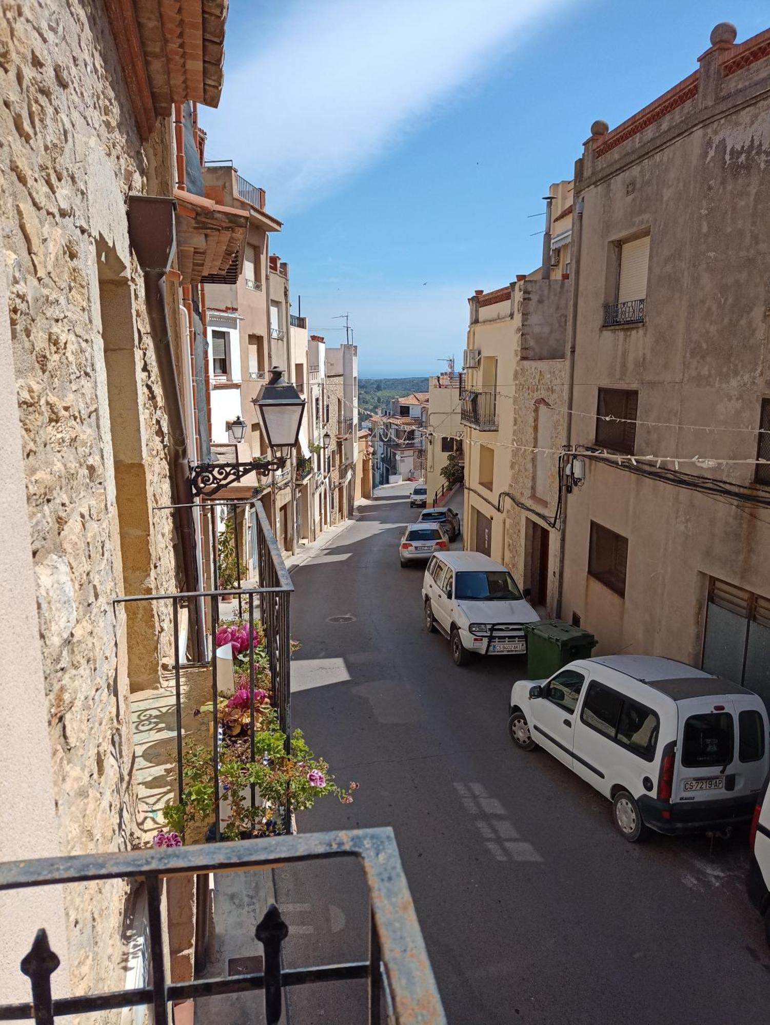 Tranquil And Spacious Townhouse In Historical And Picturesque Cervera Del Maestre ภายนอก รูปภาพ