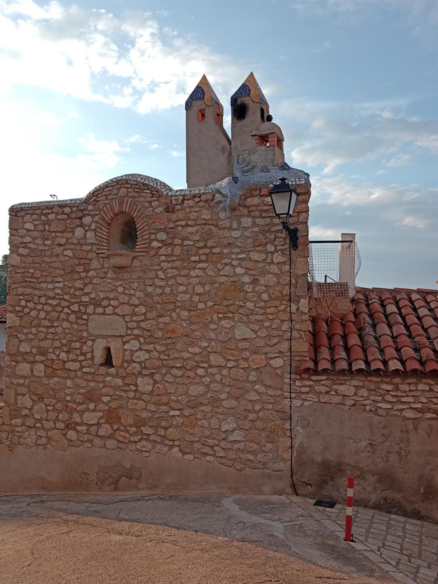 Tranquil And Spacious Townhouse In Historical And Picturesque Cervera Del Maestre ภายนอก รูปภาพ