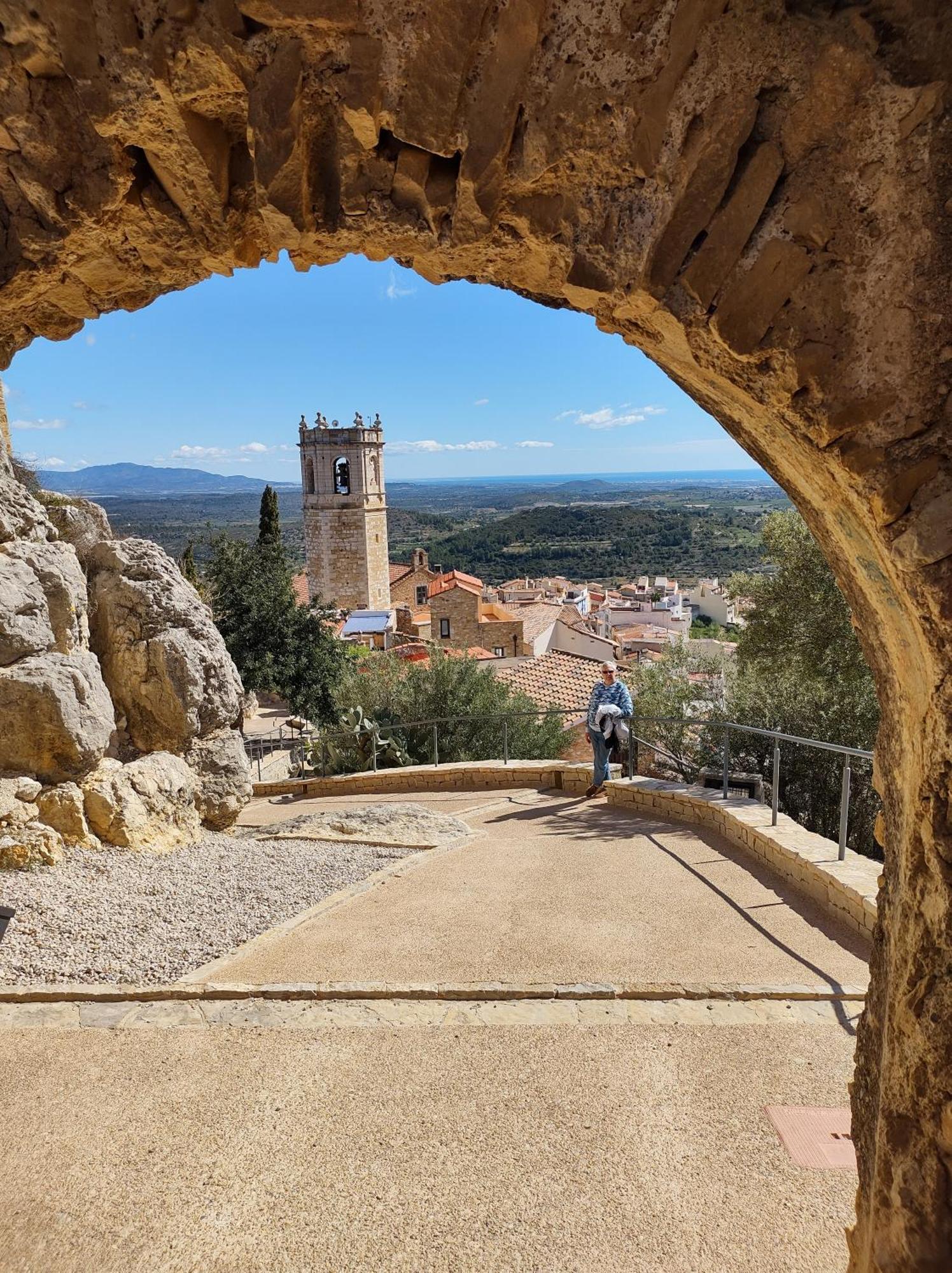 Tranquil And Spacious Townhouse In Historical And Picturesque Cervera Del Maestre ภายนอก รูปภาพ